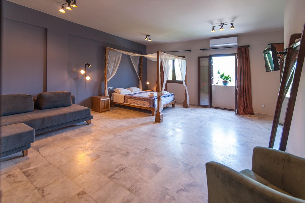 Minoos Hotel Chania  Exteriör bild